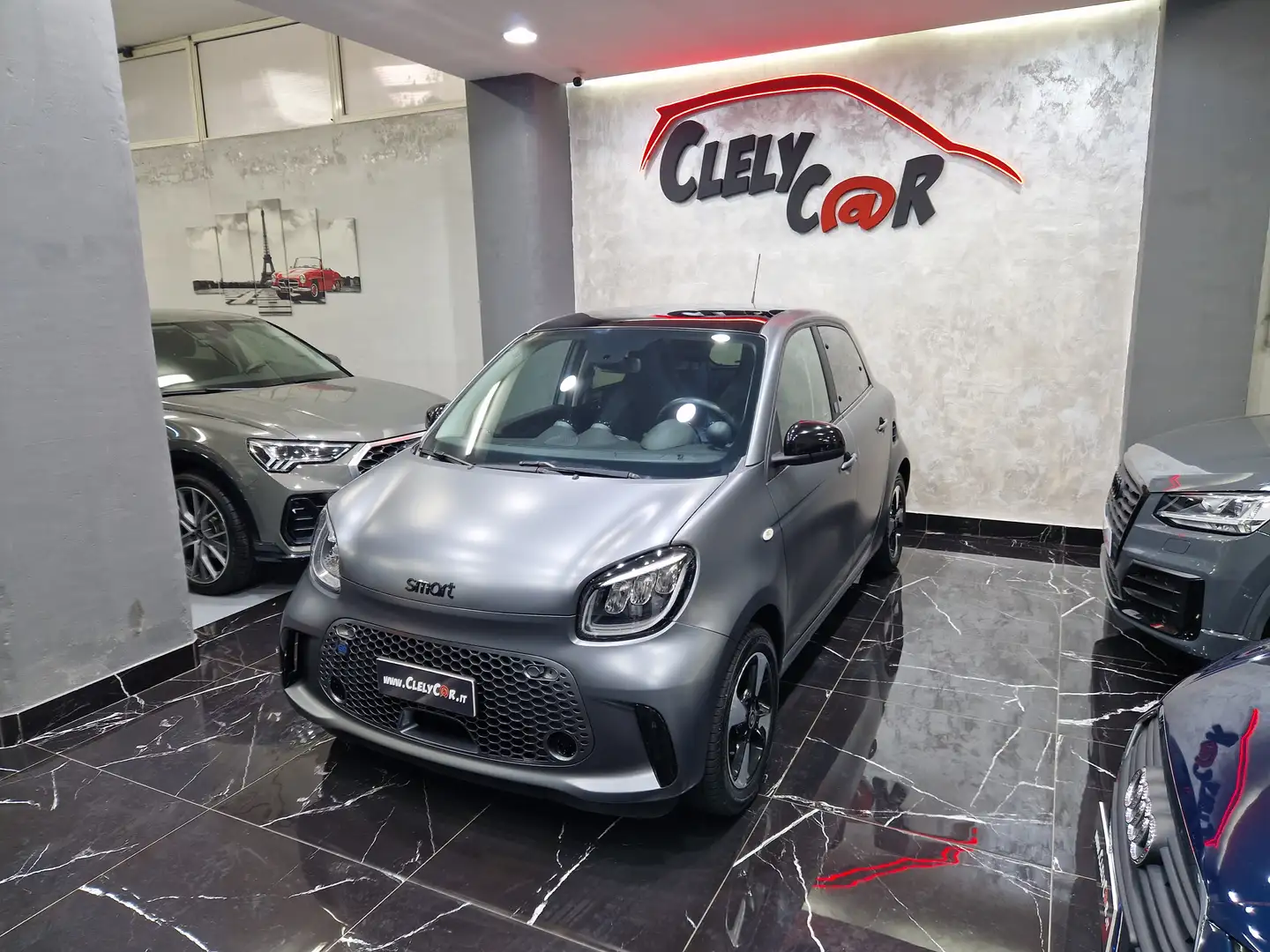smart forFour EQ PRIME FULL LED Grigio - 1