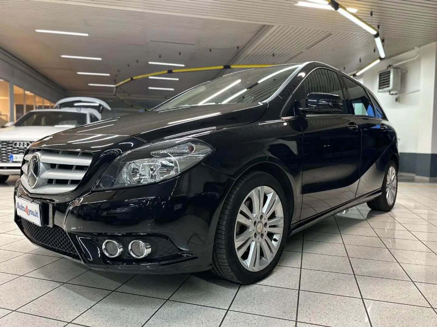 Mercedes-Benz B 200 Premium UNICO PROPRIETARIO Noir - 2