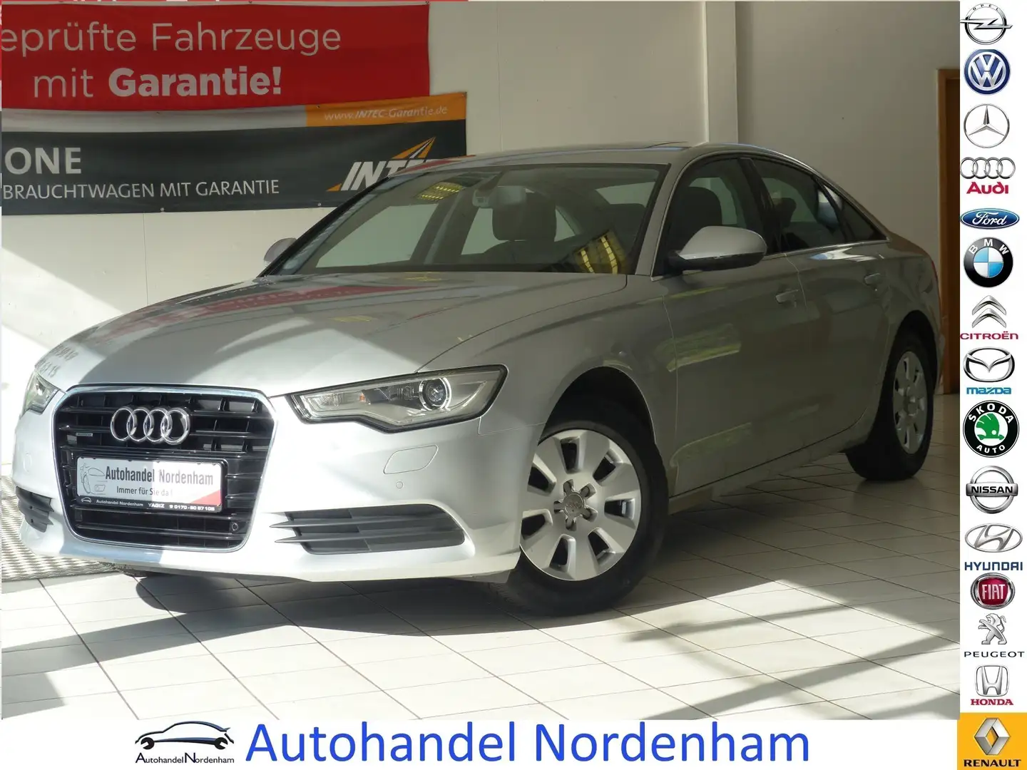 Audi A6 3.0 TDI quattro*AUTOMATIK*NAVI*BI-XENON*SHZ* Grijs - 1