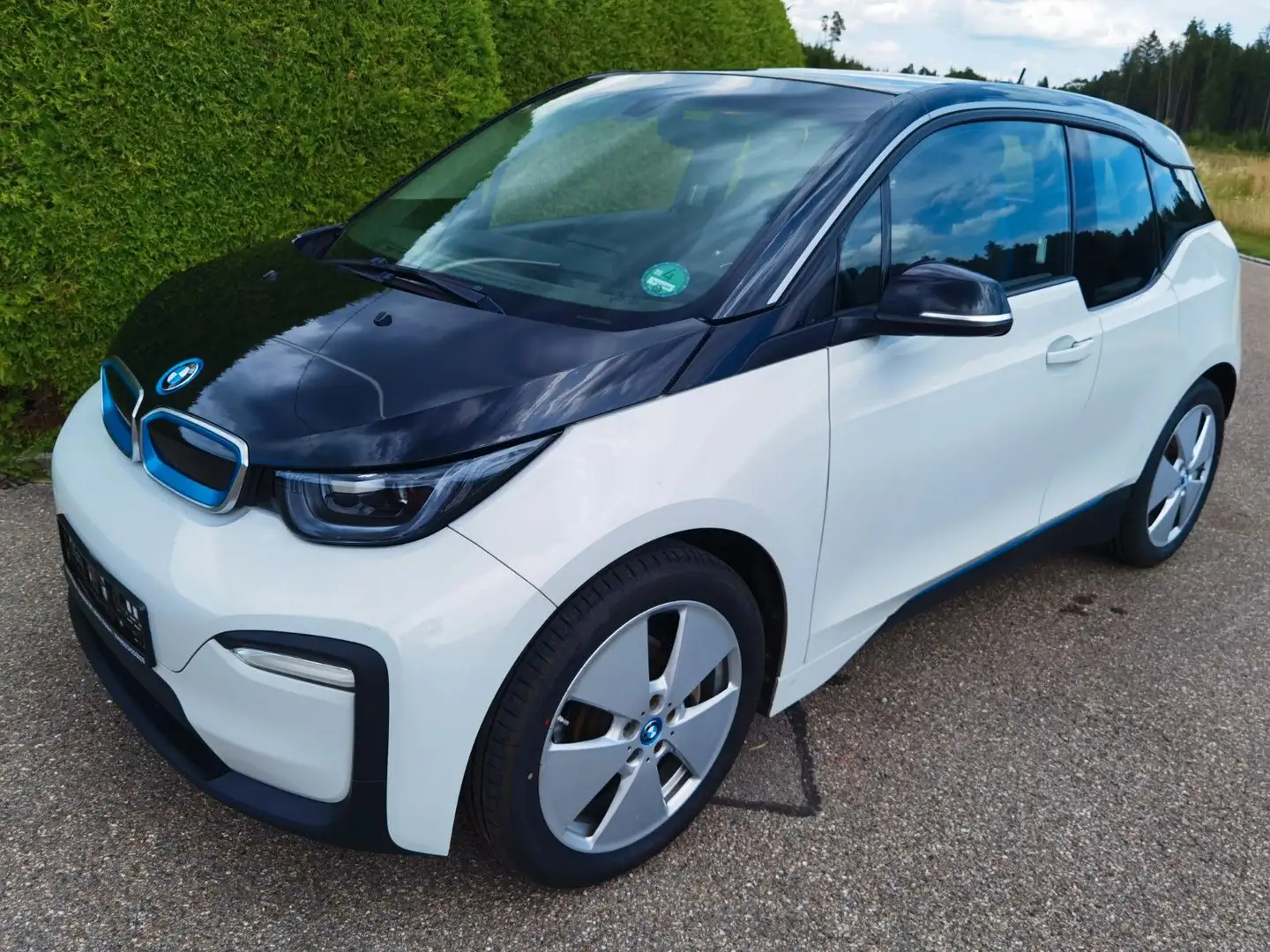 BMW i3 Baureihe 125KW / 170PS Weiß - 2