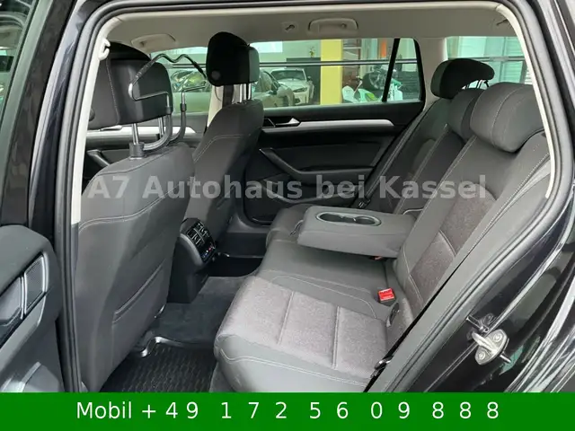 Volkswagen Passat view 13