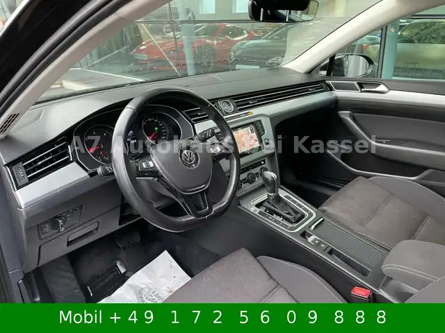 Volkswagen Passat view 9