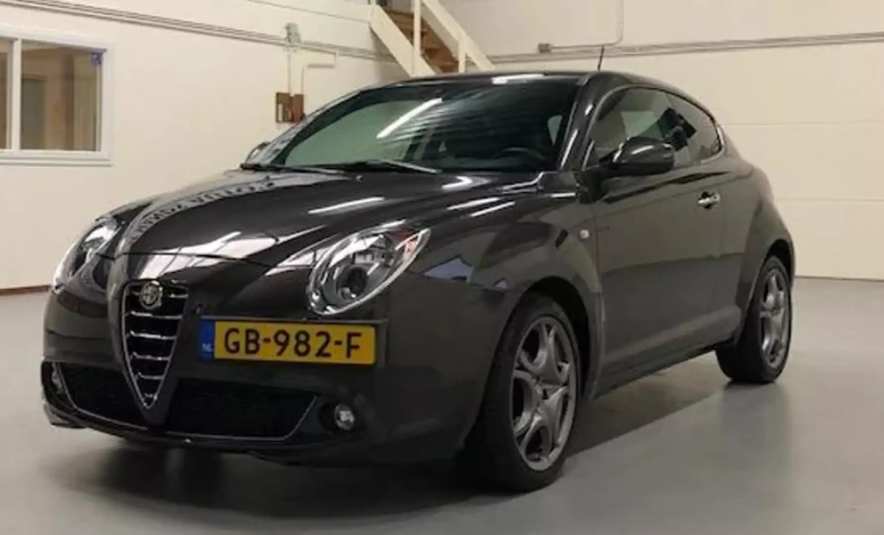 Alfa Romeo MiTo 0.9 T. Air Esclusivo Grijs - 1