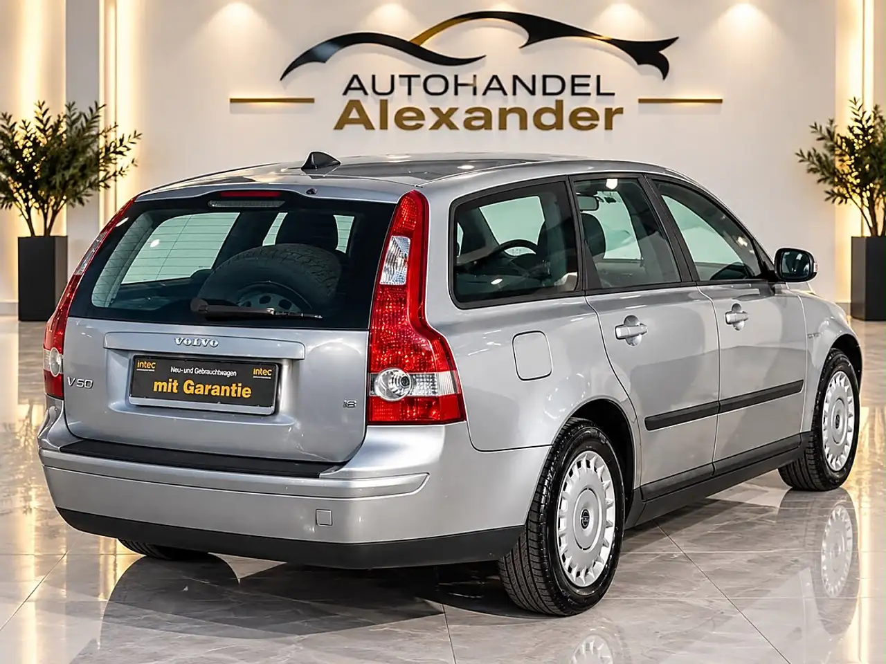 VOLVO V50 - 1.8 125ch - VOLANT EN CUIR