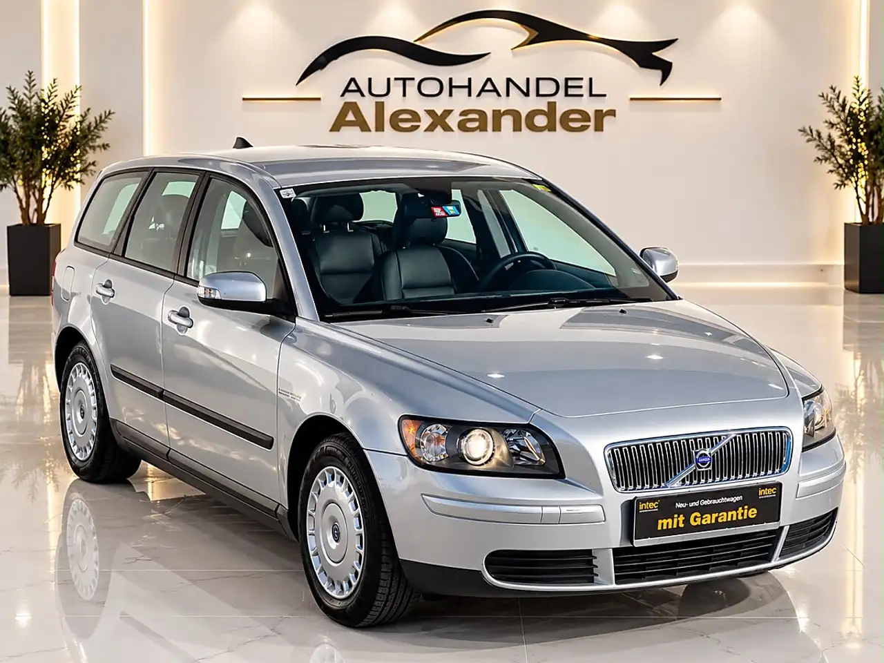 VOLVO V50 - 1.8 125ch - VOLANT EN CUIR