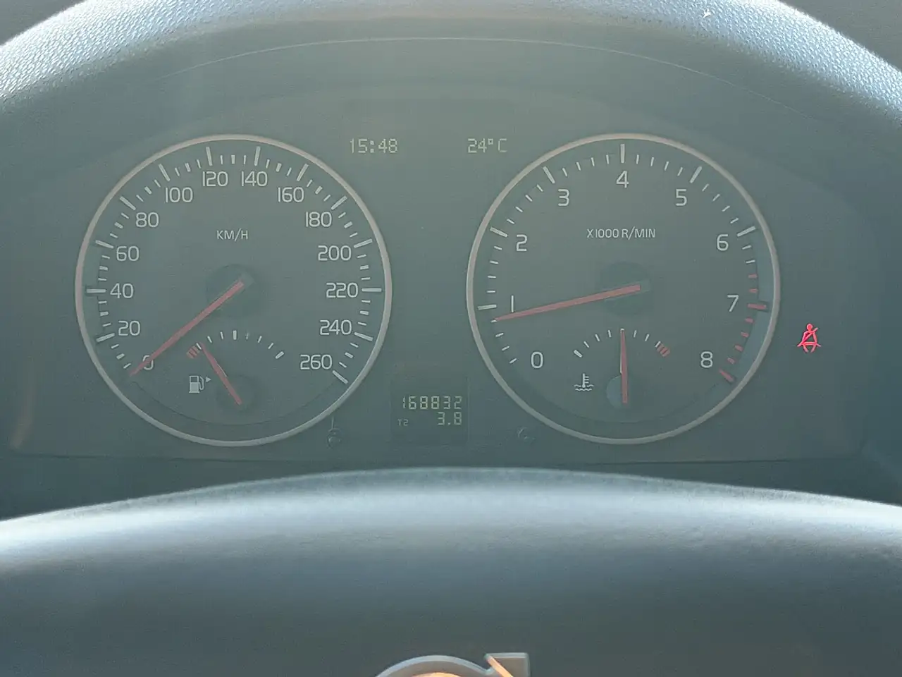 VOLVO V50 - 1.8 125ch - VOLANT EN CUIR
