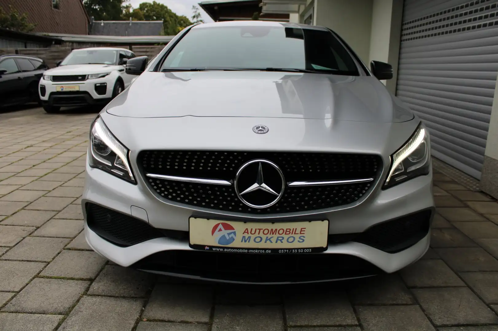 Mercedes-Benz CLA 220 d Shooting Brake 4Matic 7G-DCT AMG Line LED Navi Argent - 2