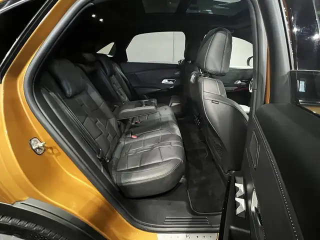 DS Automobiles DS 7 Crossback view 11