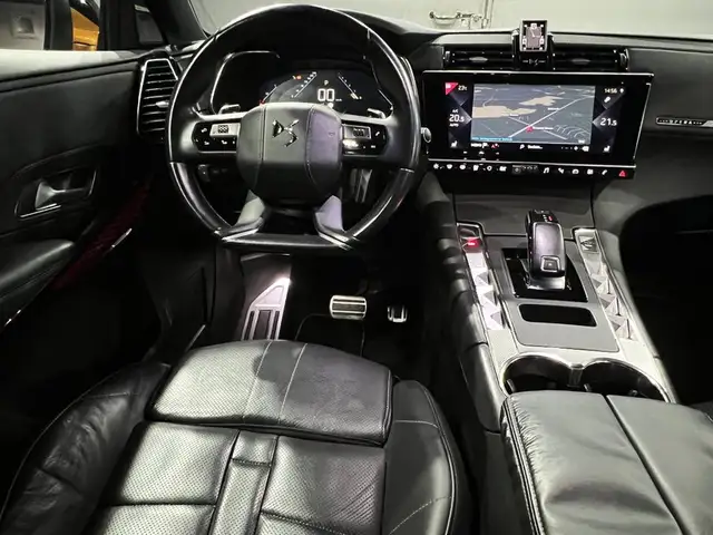 DS Automobiles DS 7 Crossback view 13