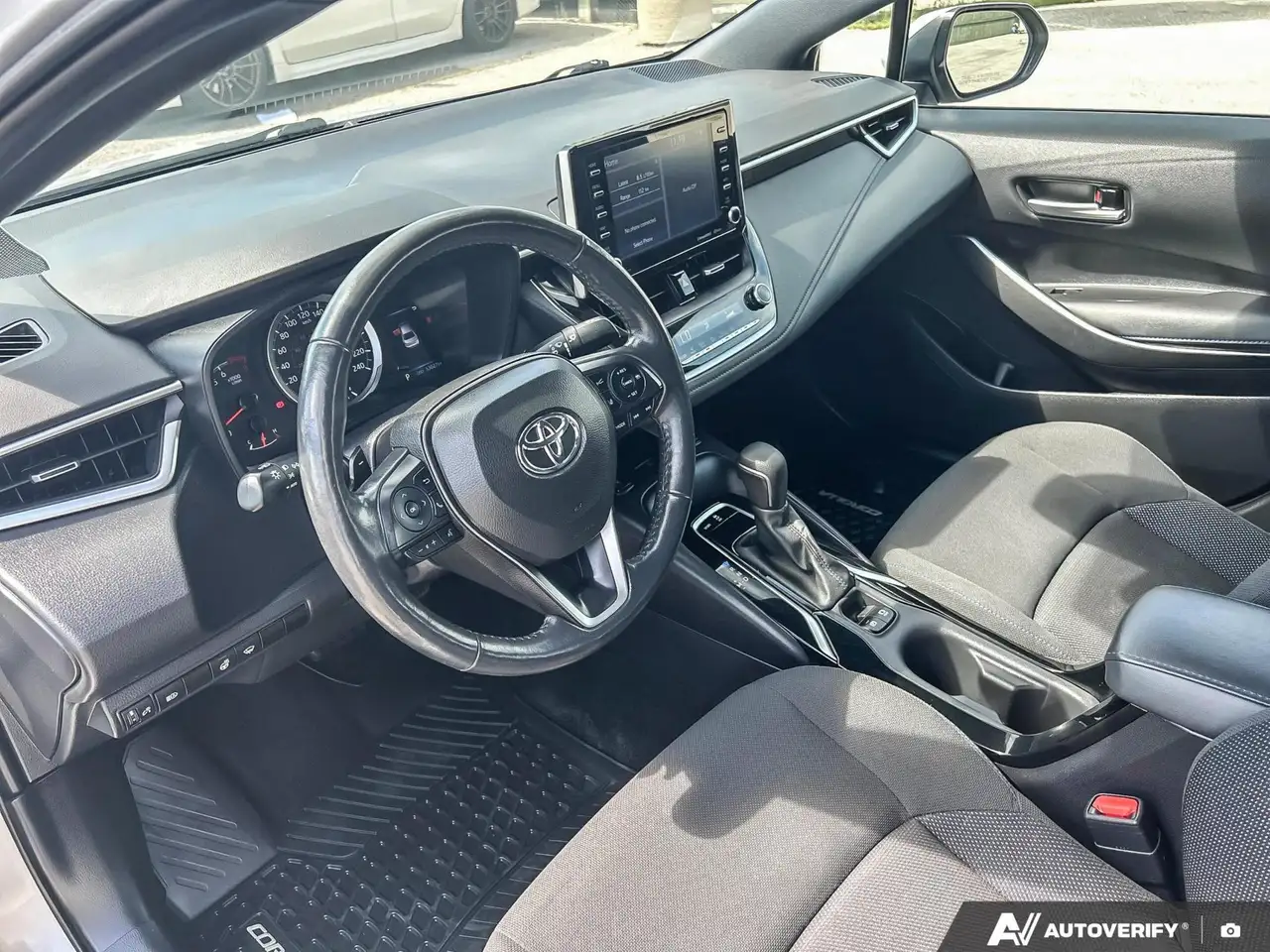 Toyota Corolla photo Toyota Corolla