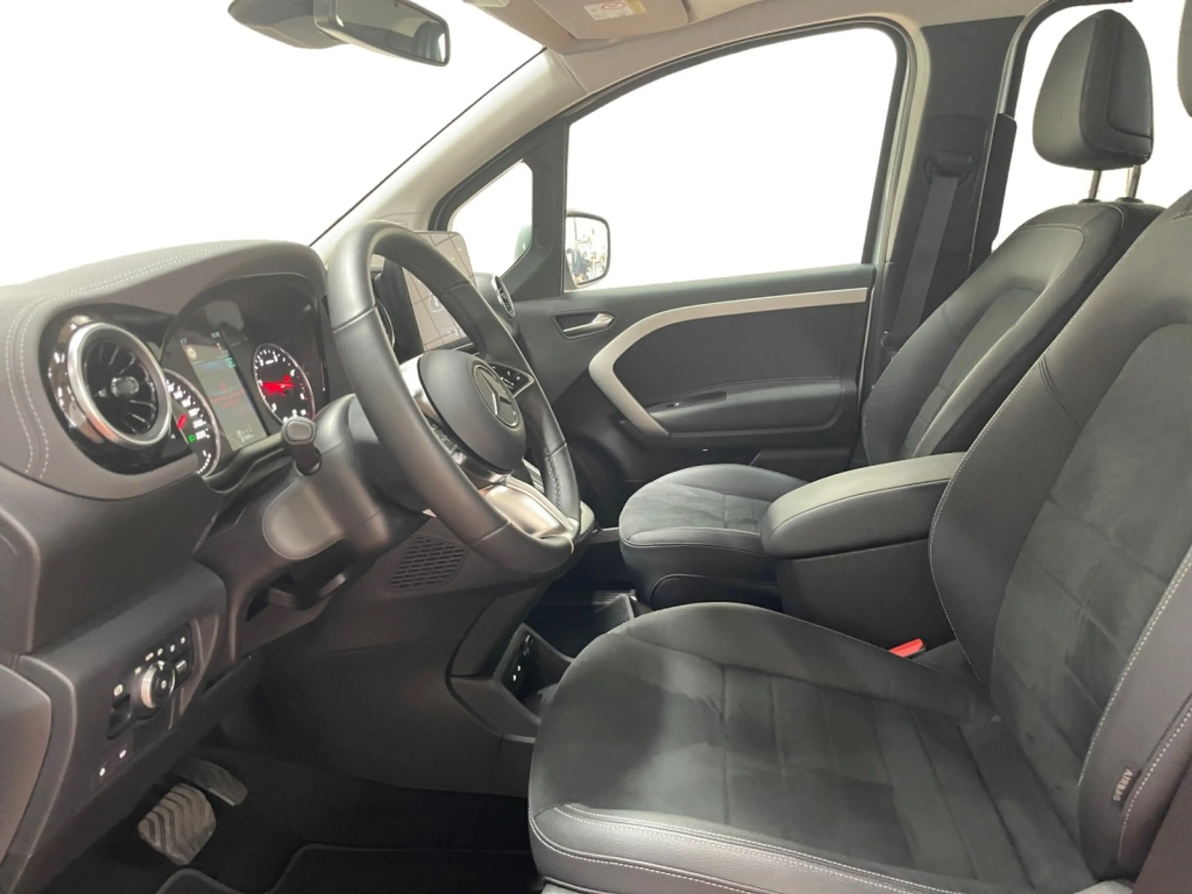 Mercedes-Benz T-Class T 180 d Progressive MBUX+Progressive+AHK+Cam+LED — photo 10