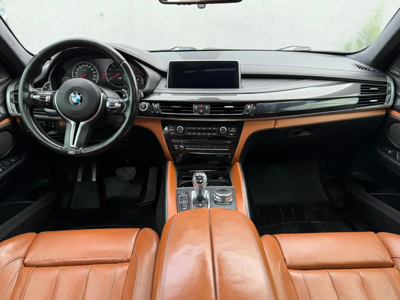 BMW X6 M снимка BMW X6 M