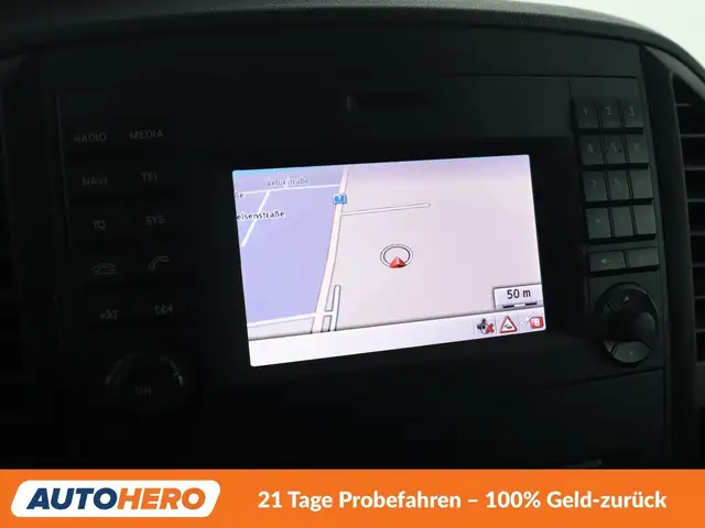 Mercedes-Benz Vito view 21