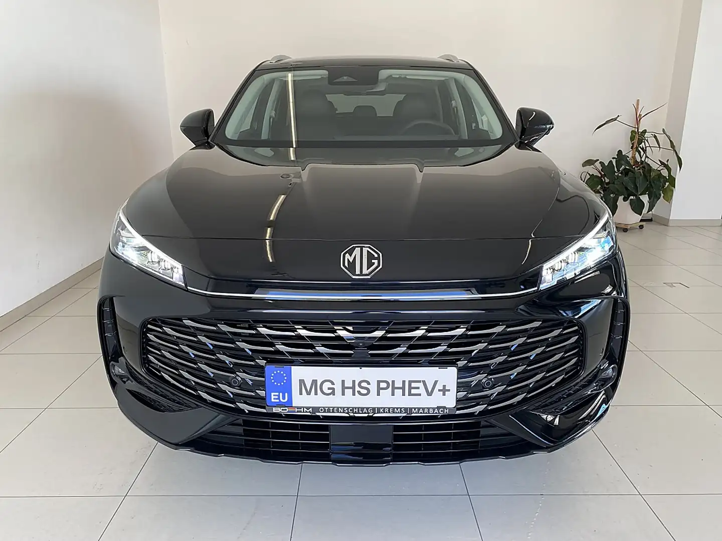 MG HS PHEV+ Luxury 21,4kWh Aut. Leasing 4,99% fix Schwarz - 2