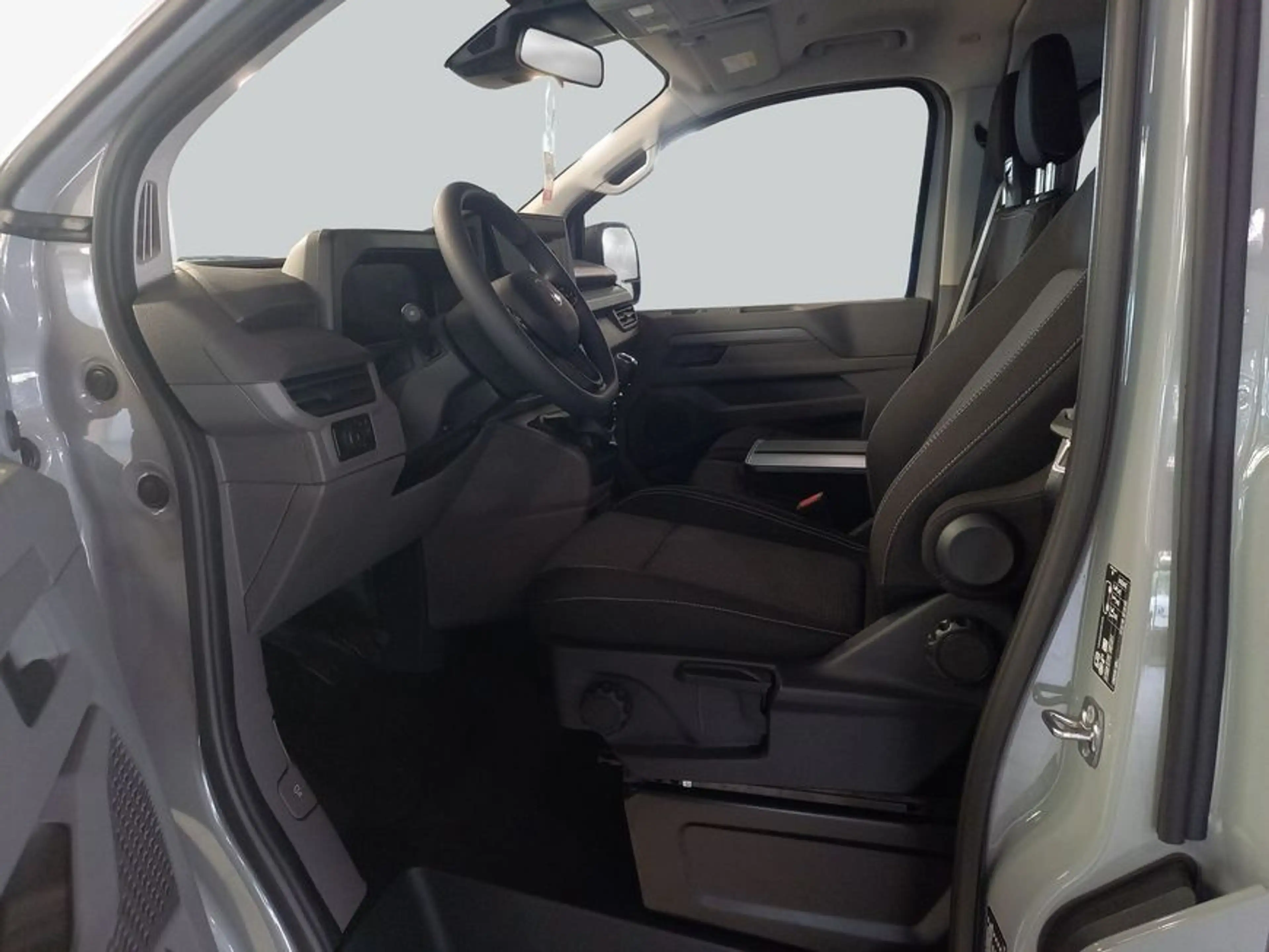 Volkswagen Transporter Transporter Kombi 2,0 l TDI AHK PDC Kamera LED — photo 8