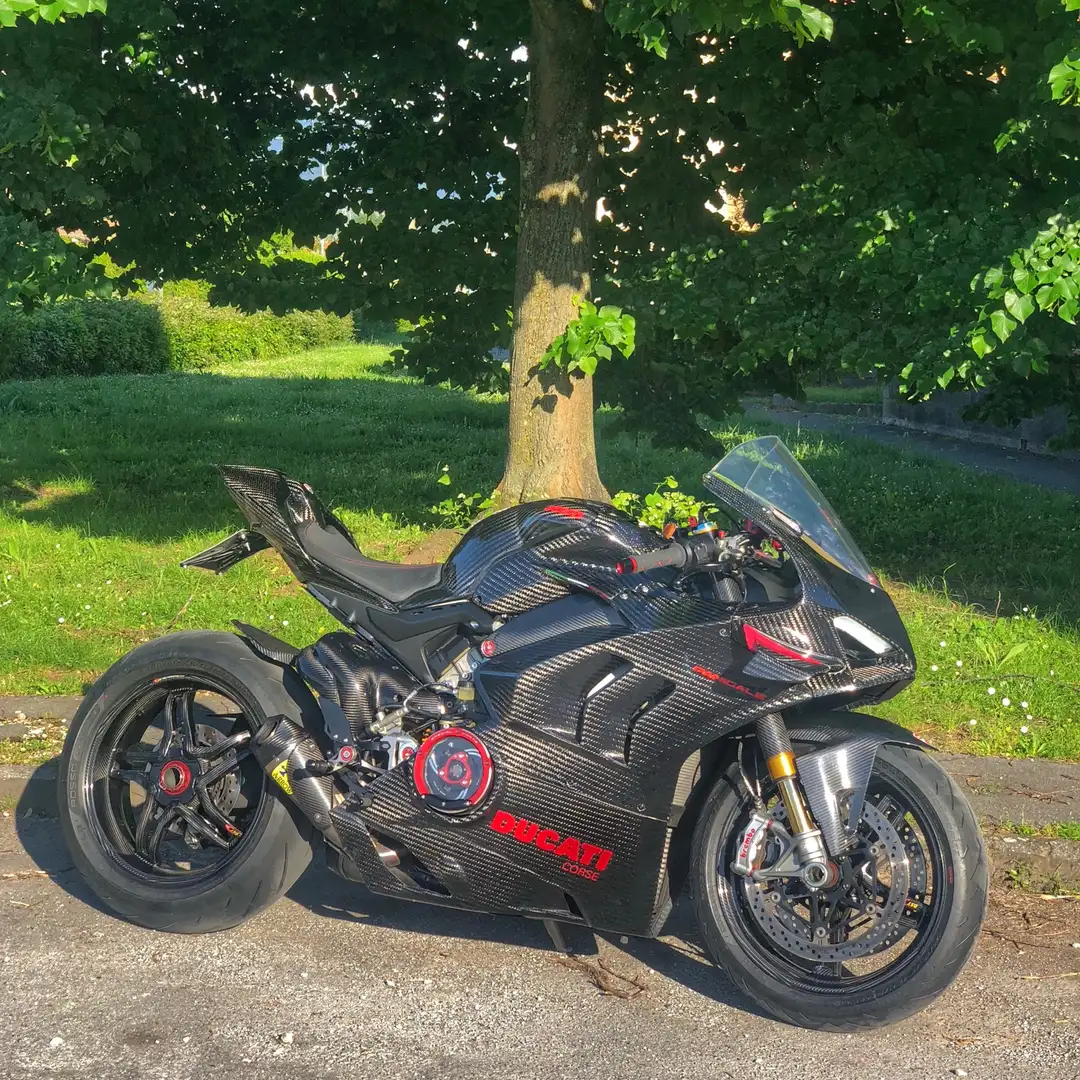 Ducati Panigale V4 S Full Carbon - 2