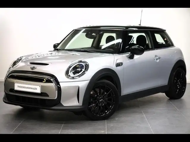 MINI Cooper SE VERWARMBARE SPORTZETELS DRIVE ASSIST NAVIGATIE