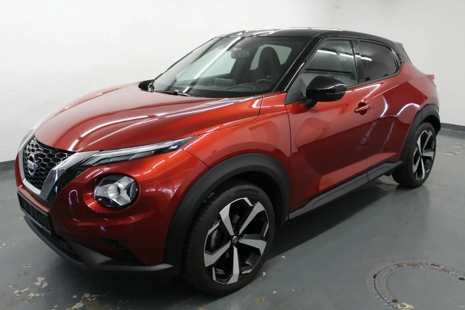 Nissan Juke 1.0 DIG-T Automatik+Navi+PDC+AHK+Sitzh.! Rot - 1