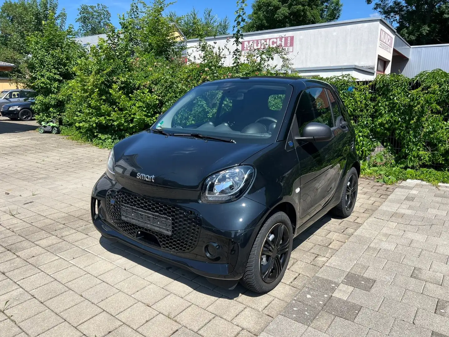smart forTwo fortwo cabrio EQ*Klima*Sitzheizung Zwart - 1
