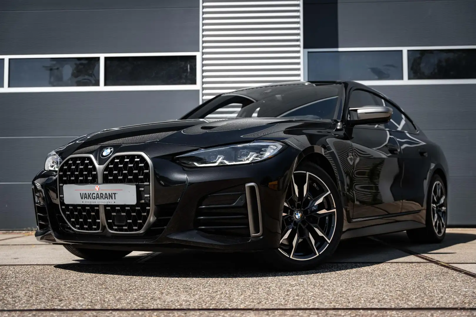BMW 440 4-serie Gran Coupé M440i xDrive High Executive |sc Zwart - 1