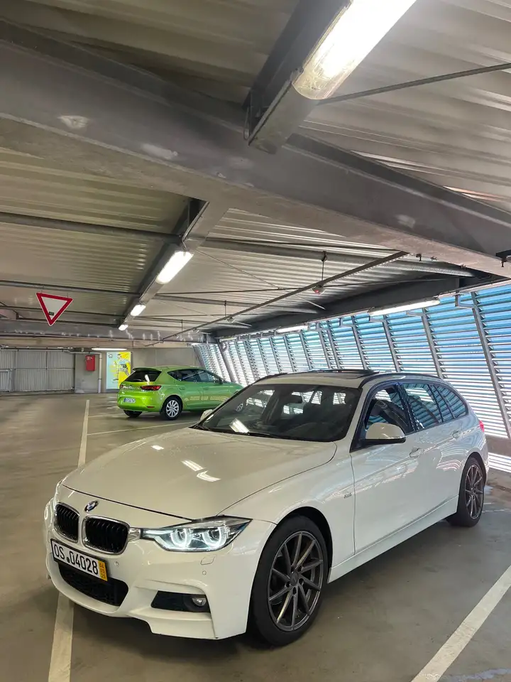 BMW 320