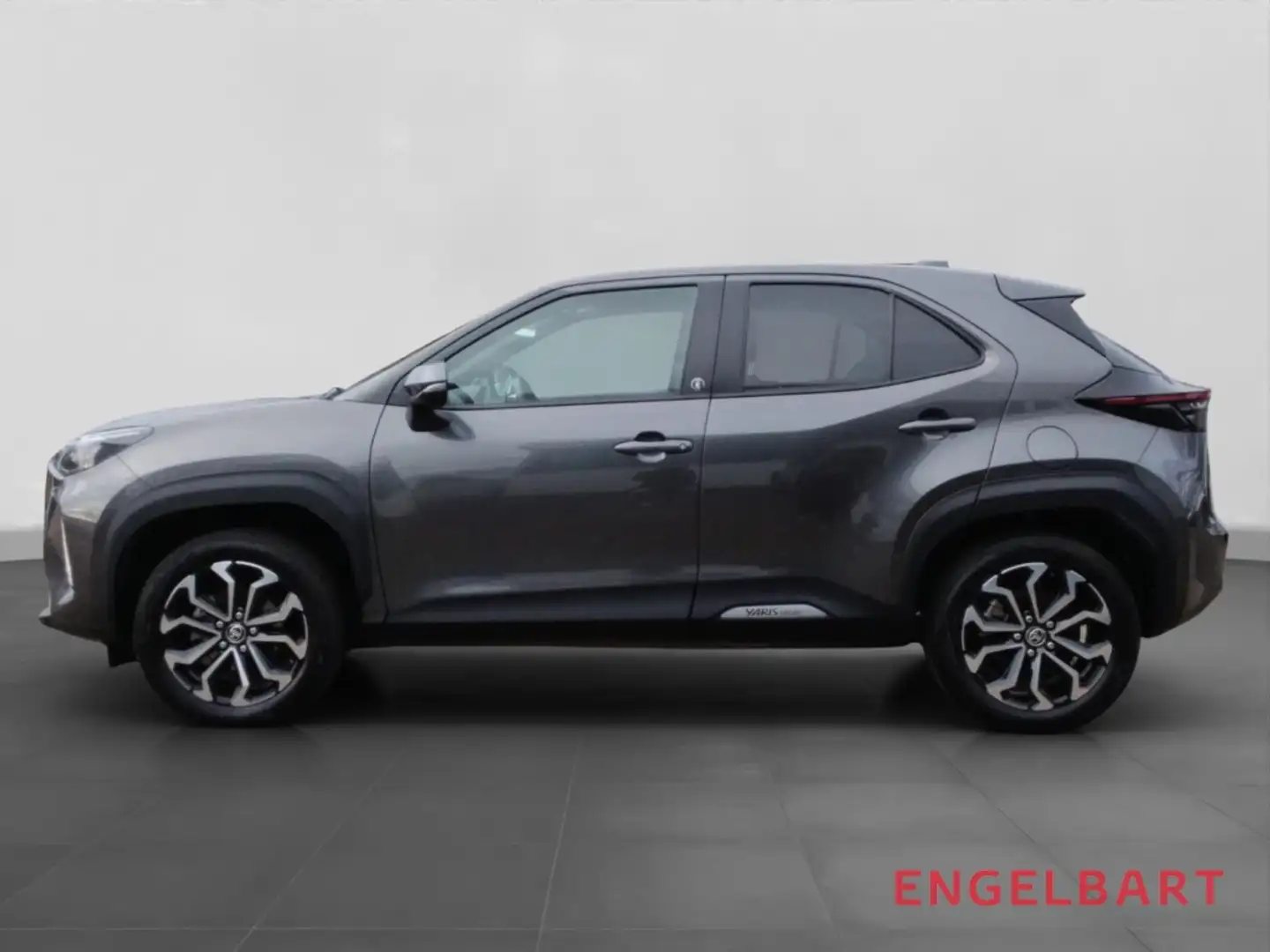 Toyota Yaris Cross 1.5 Hybrid Team Deutschland Winterpaket Cloud-Navi Gris - 2