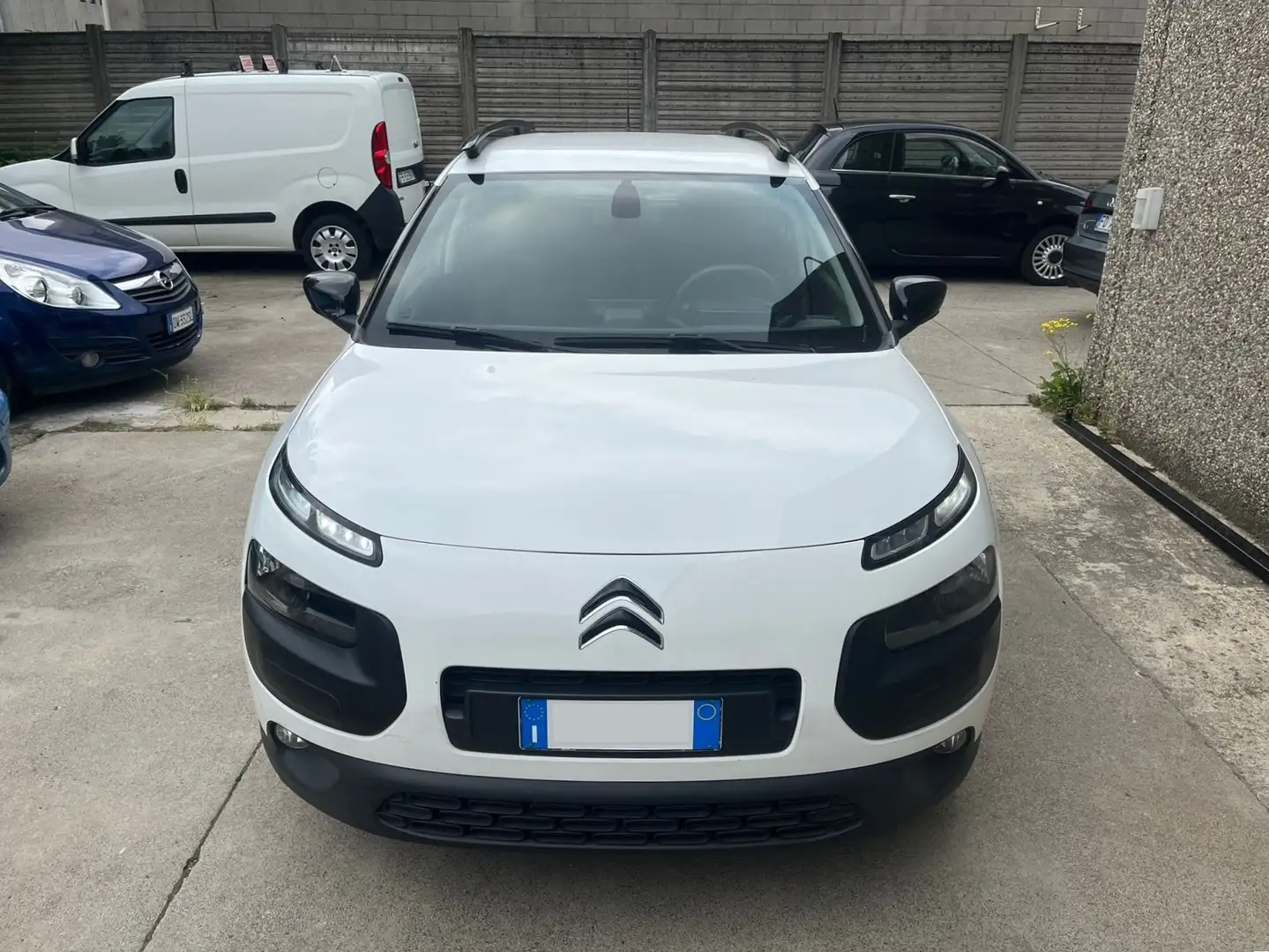 Citroen C4 Cactus 1.2 PureTech *AUTOMATICO* Fehér - 2