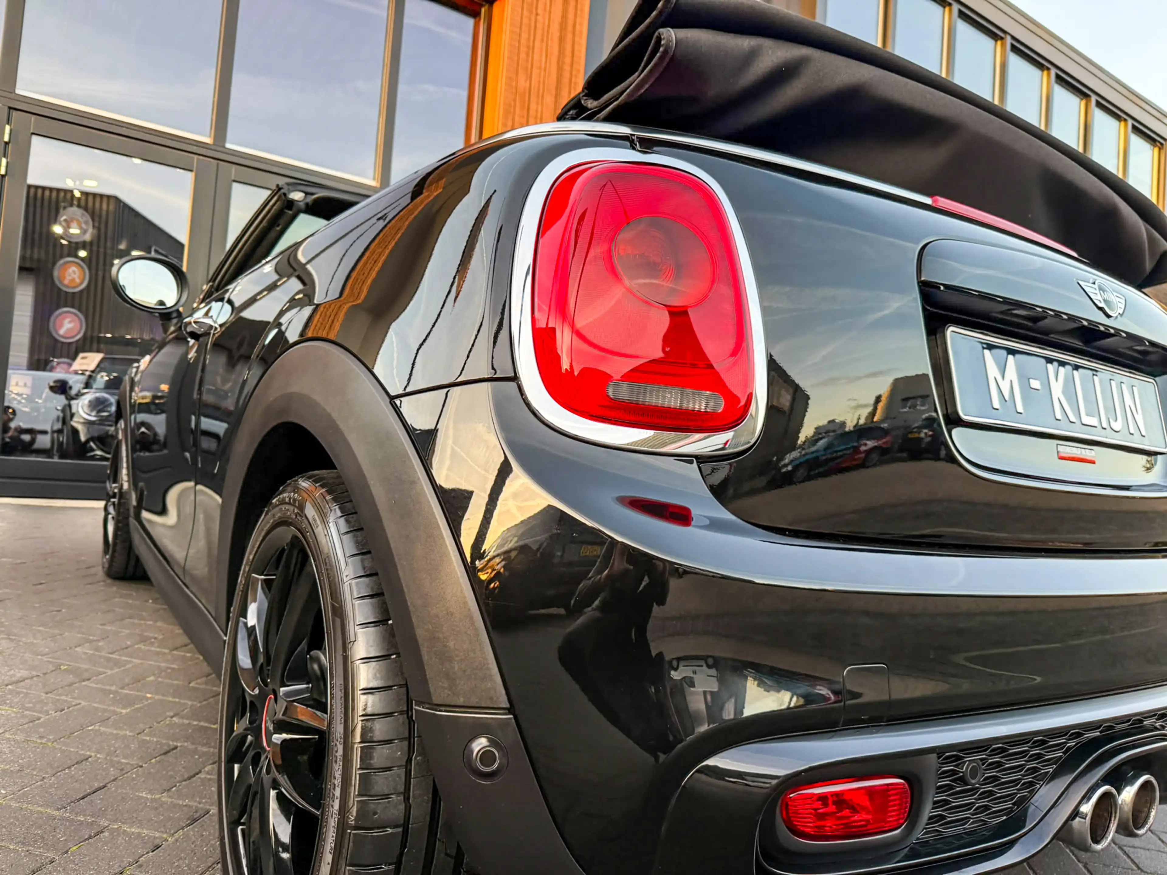 MINI Cooper S Cabrio 2.0 Chili Serious Business 192pk/Leer/Navi/Airco/T — photo 14