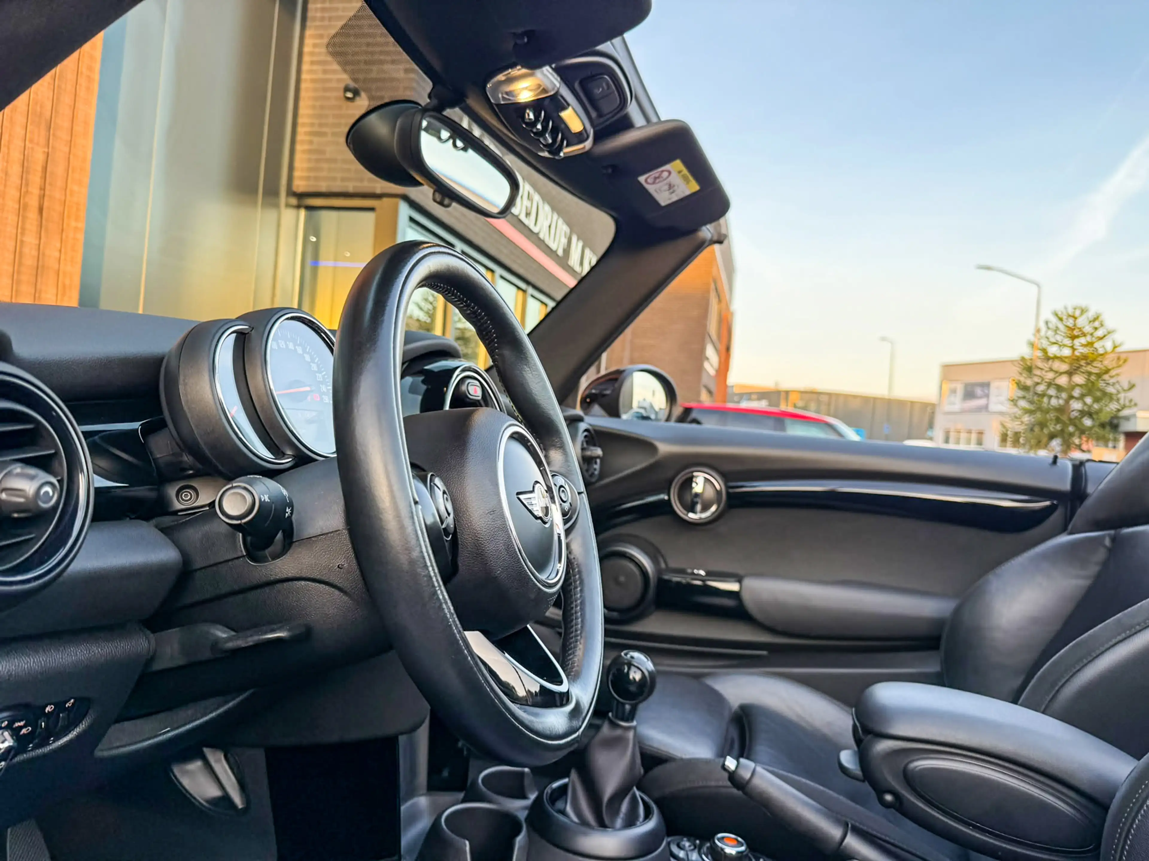 MINI Cooper S Cabrio 2.0 Chili Serious Business 192pk/Leer/Navi/Airco/T — photo 16