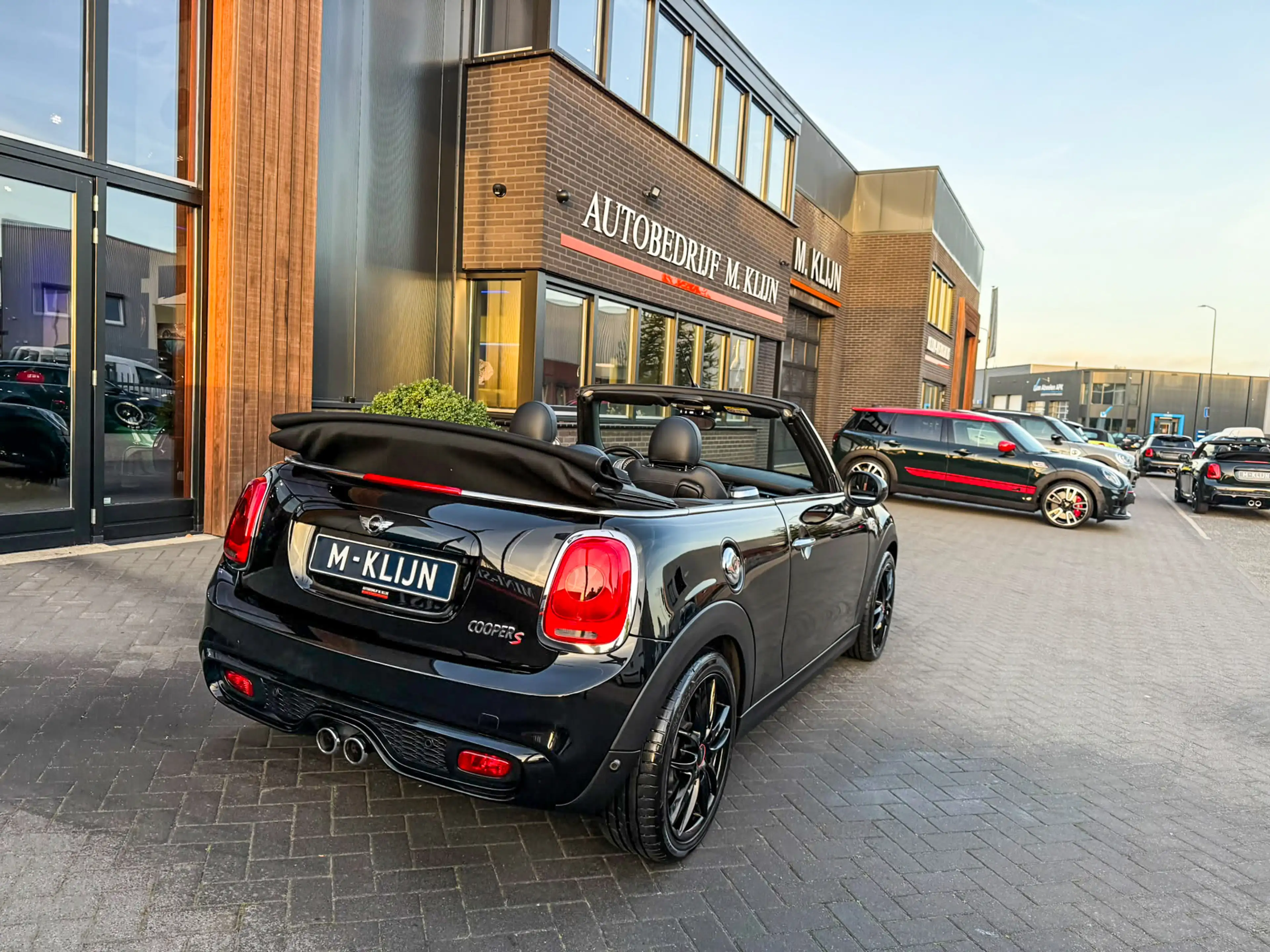 MINI Cooper S Cabrio 2.0 Chili Serious Business 192pk/Leer/Navi/Airco/T — photo 11