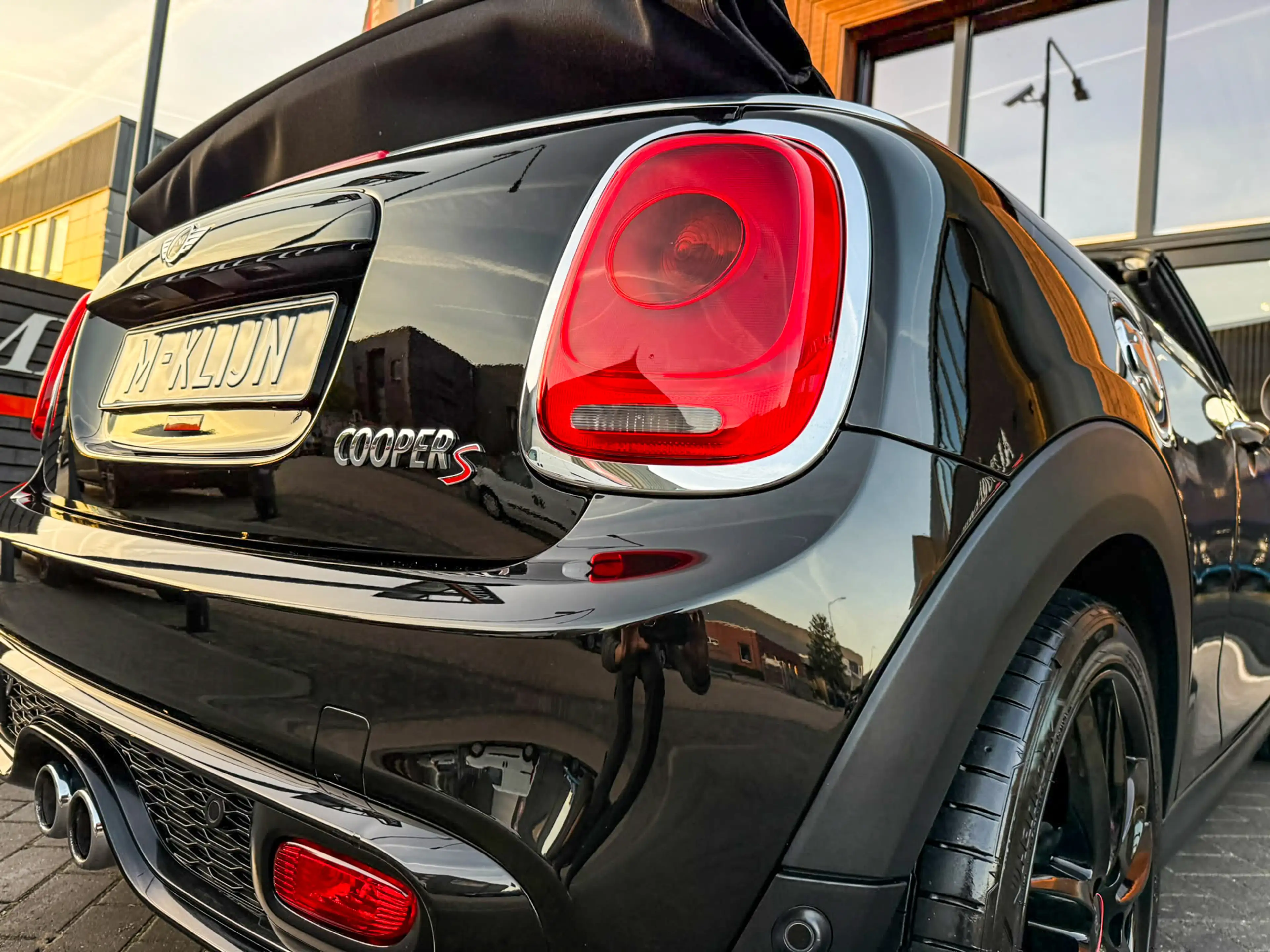 MINI Cooper S Cabrio 2.0 Chili Serious Business 192pk/Leer/Navi/Airco/T — photo 30