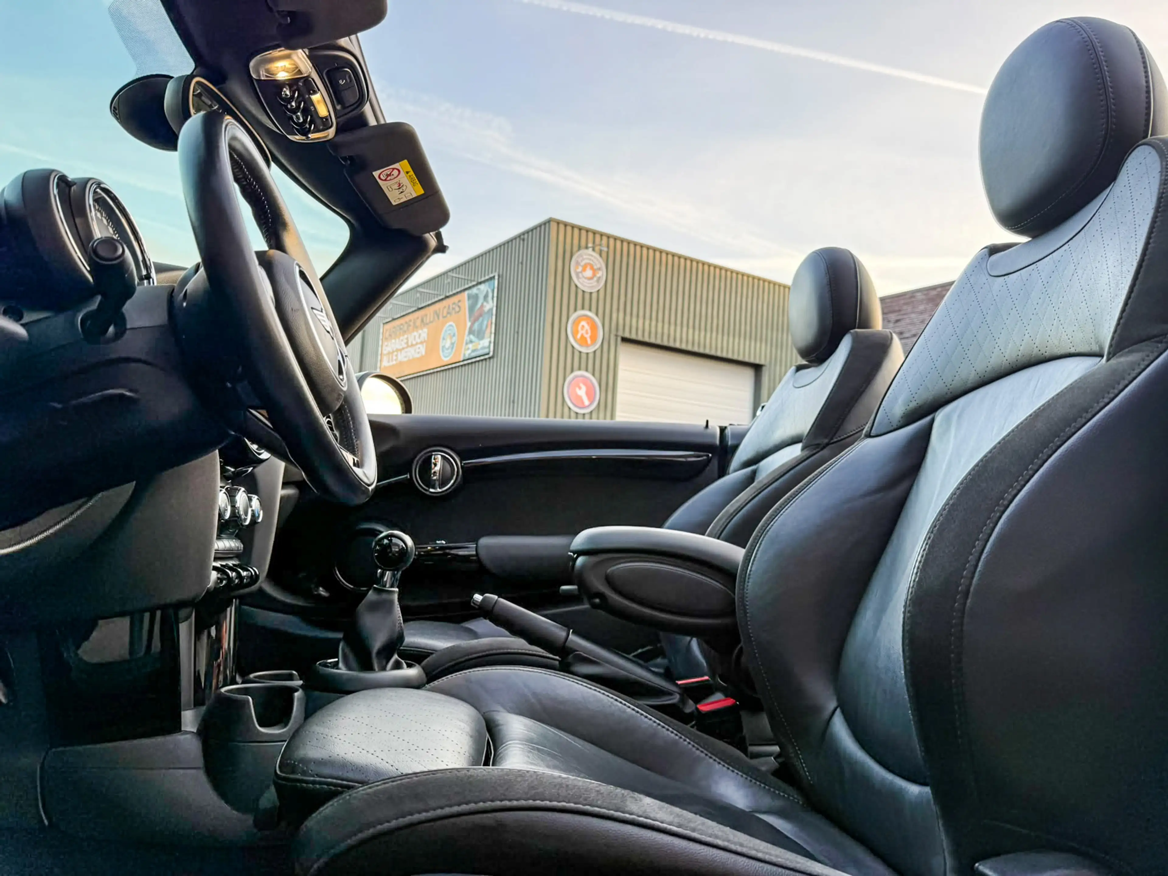 MINI Cooper S Cabrio 2.0 Chili Serious Business 192pk/Leer/Navi/Airco/T — photo 4