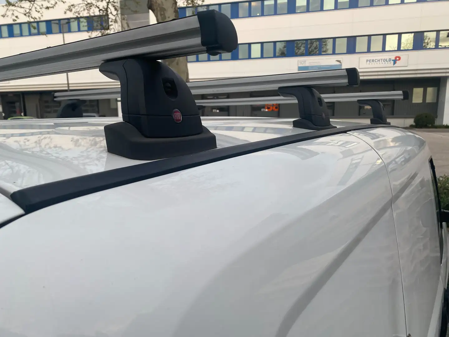Fiat Doblo Doblo Basis 1,3 MultiJet Start Weiß - 2
