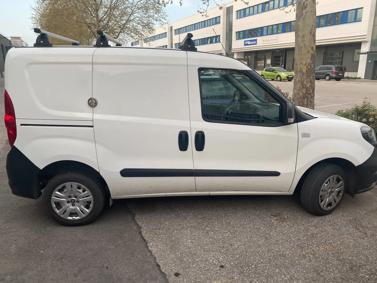 Fiat Doblo Doblo Basis 1,3 MultiJet Start Weiß - 1