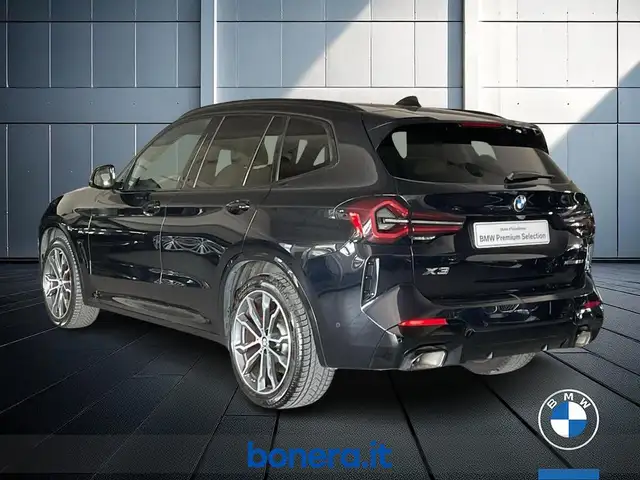 BMW X3 view 8