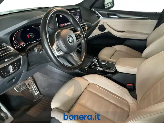 BMW X3 view 19