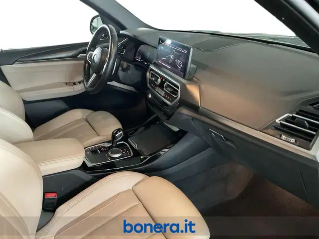 BMW X3 view 20