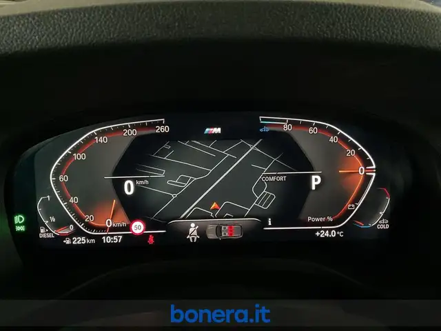 BMW X3 view 21