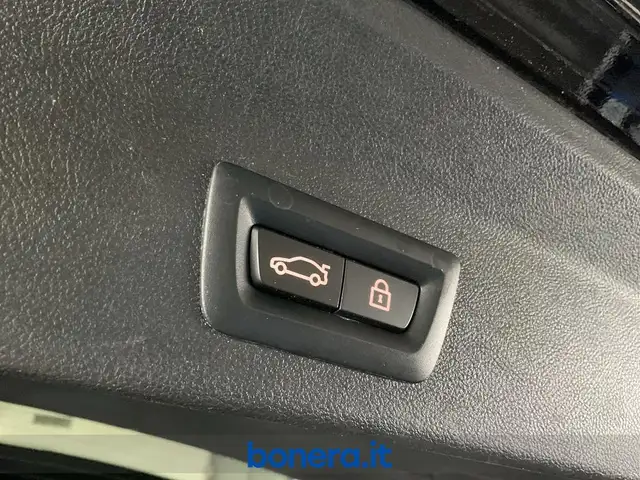 BMW X3 view 14