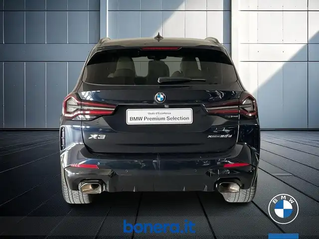 BMW X3 view 7