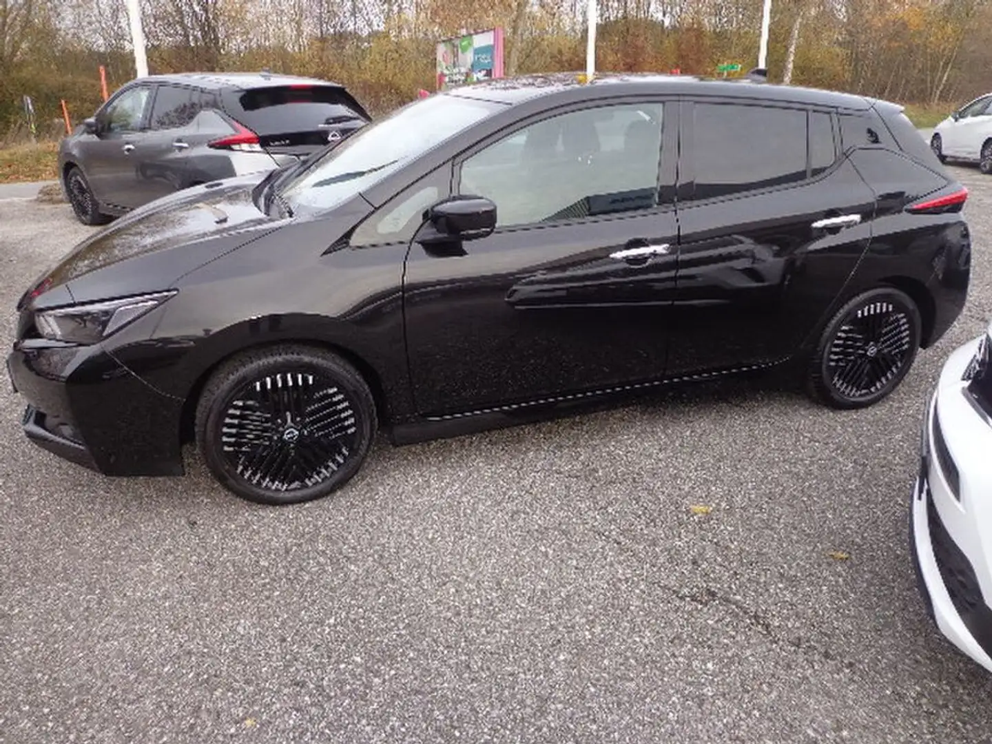 Nissan Leaf N-Connecta *LED, NAVI, SH* Noir - 2