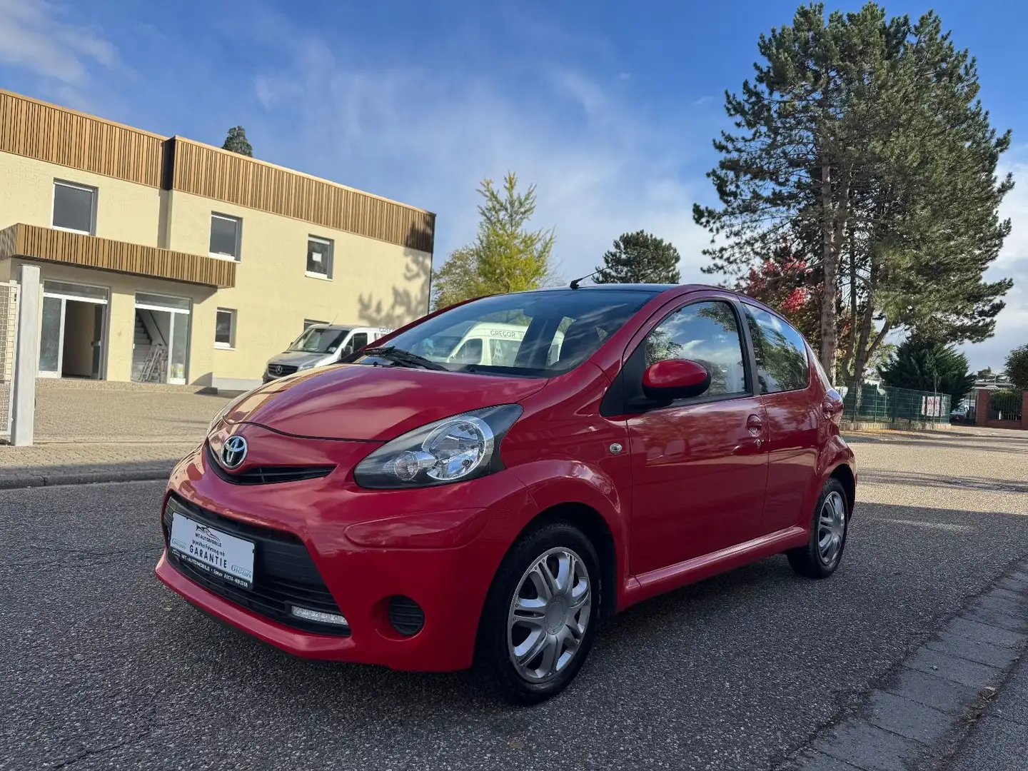 Toyota Aygo AYGO Cool Go TÜV NEU Garantie Rot - 1