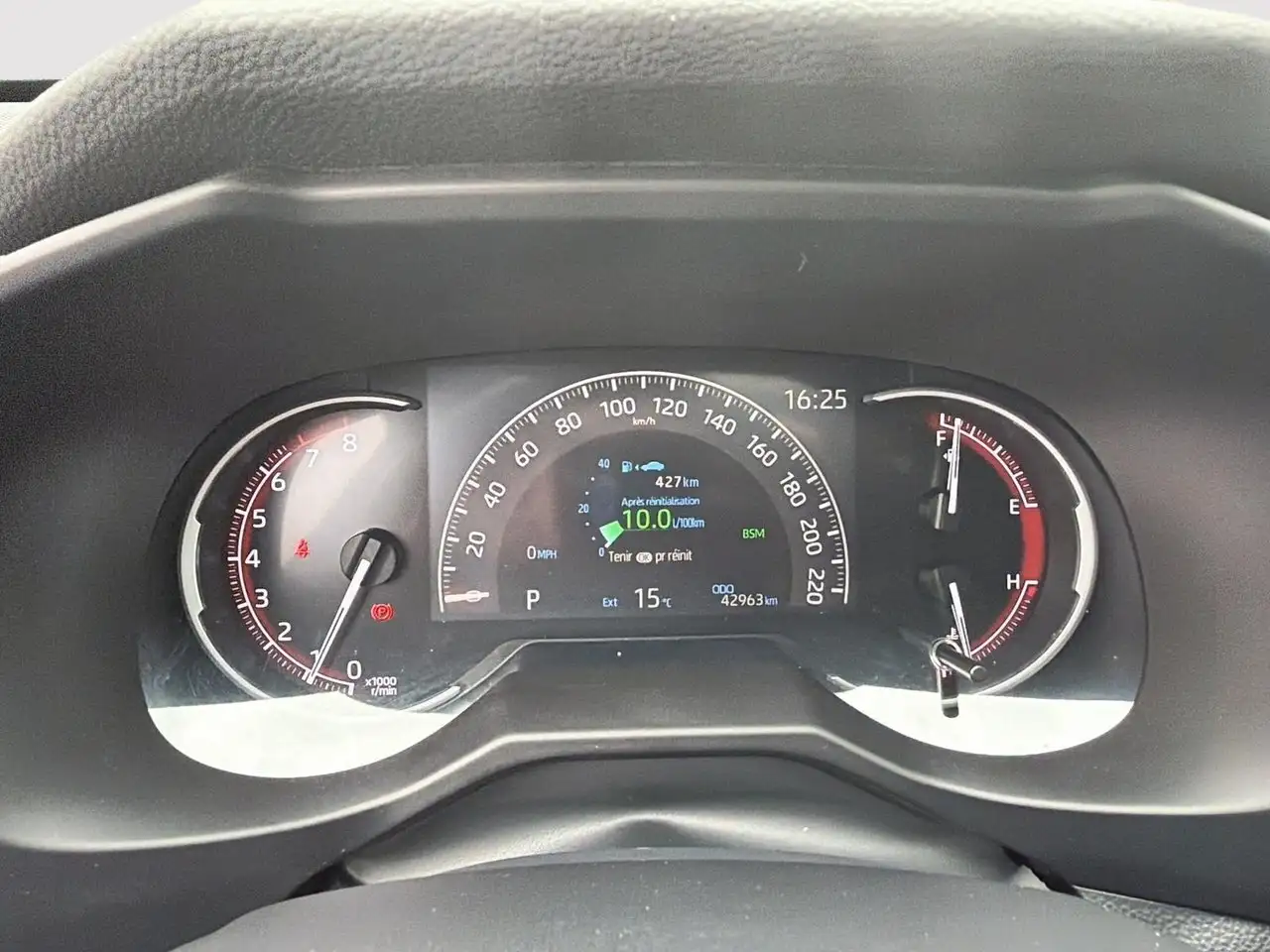 Toyota RAV 4 снимка Toyota RAV 4