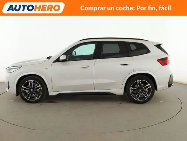 BMW X1 view 3
