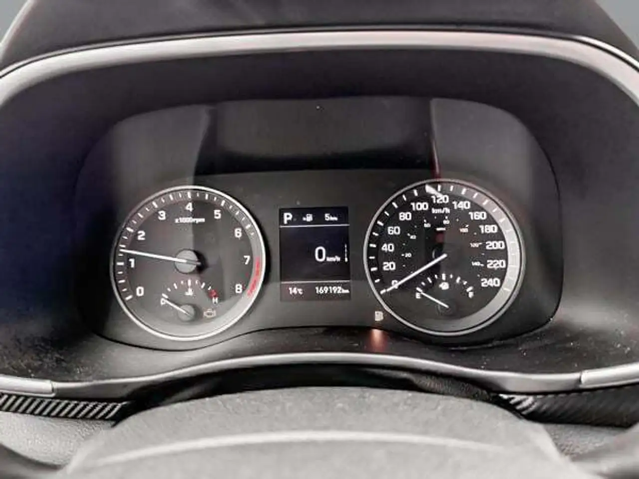 Hyundai TUCSON снимка Hyundai TUCSON