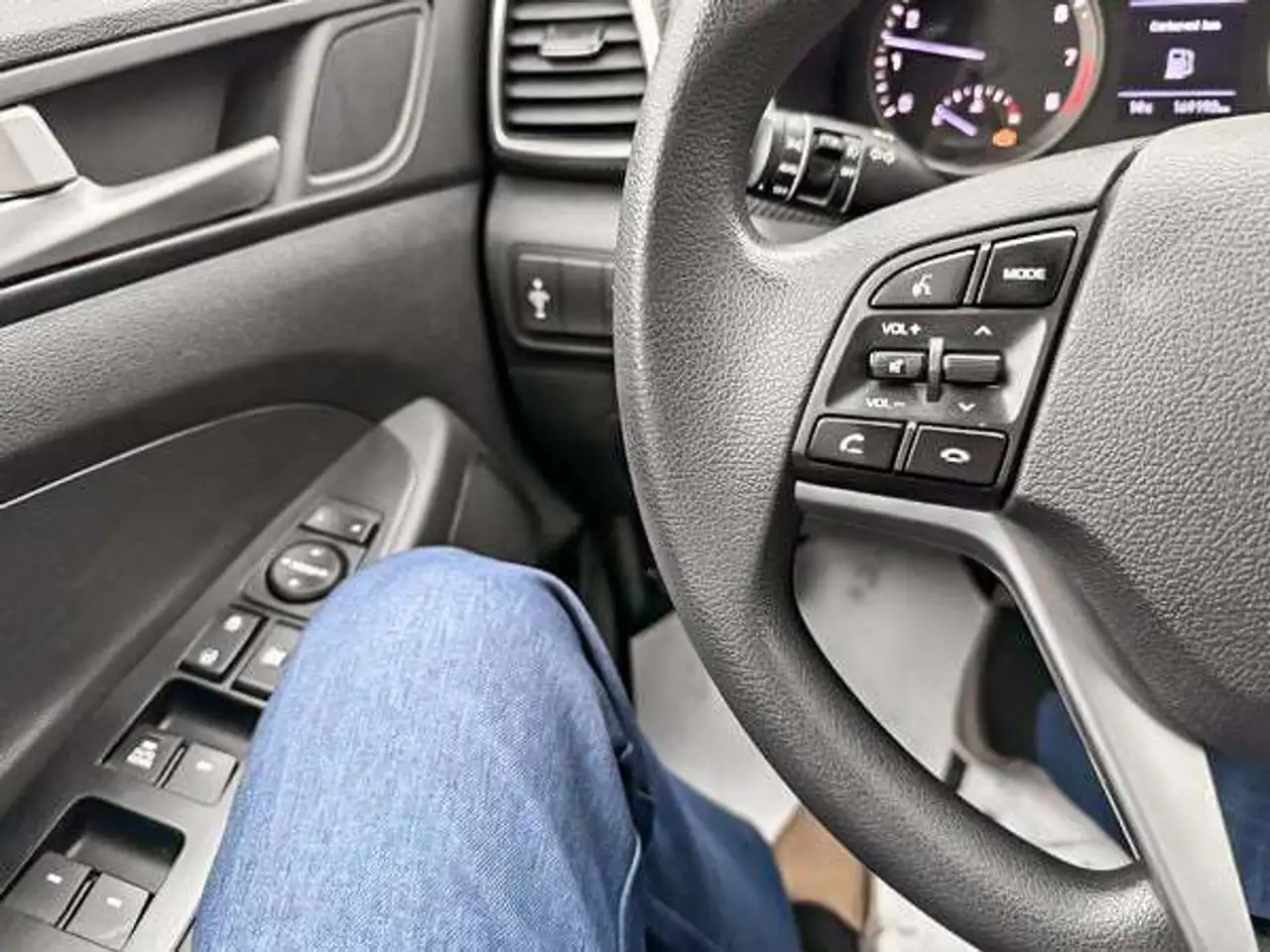 Hyundai TUCSON снимка Hyundai TUCSON