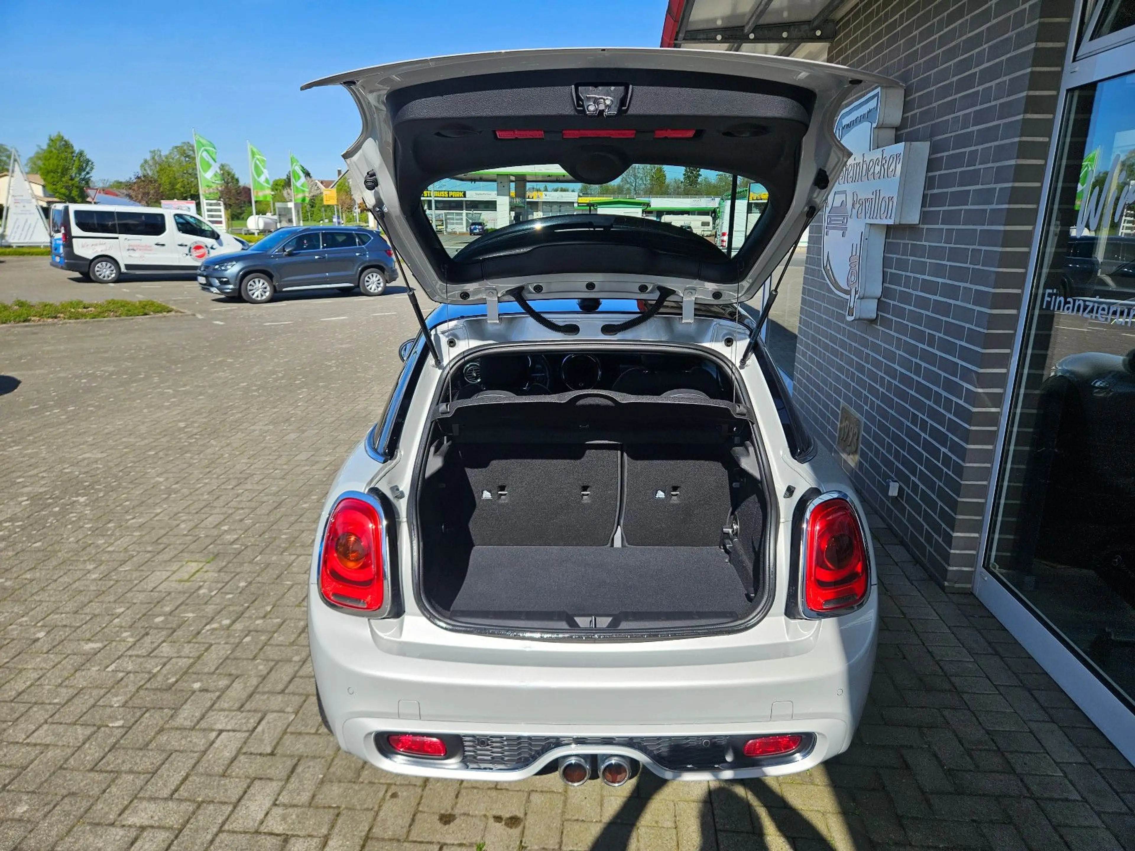 MINI Cooper SD Mini 5-trg. Cooper SD — photo 8