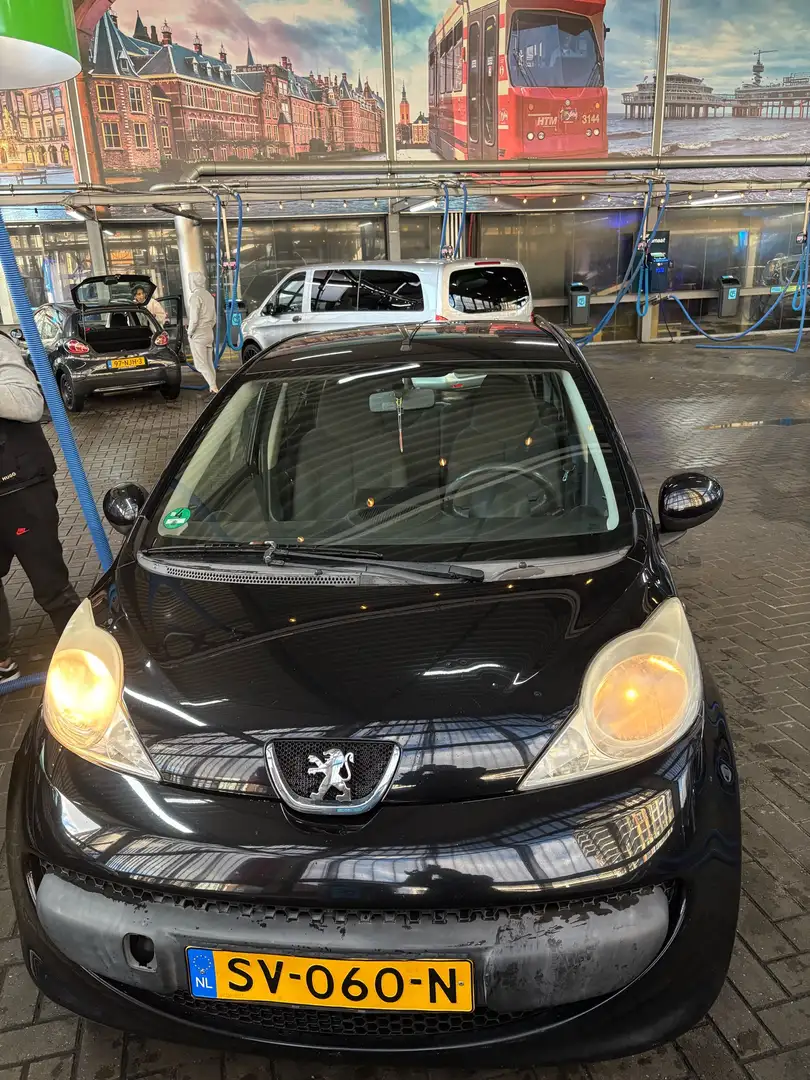 Peugeot 107 1.0-12V XR AUTOMAAT Schwarz - 2