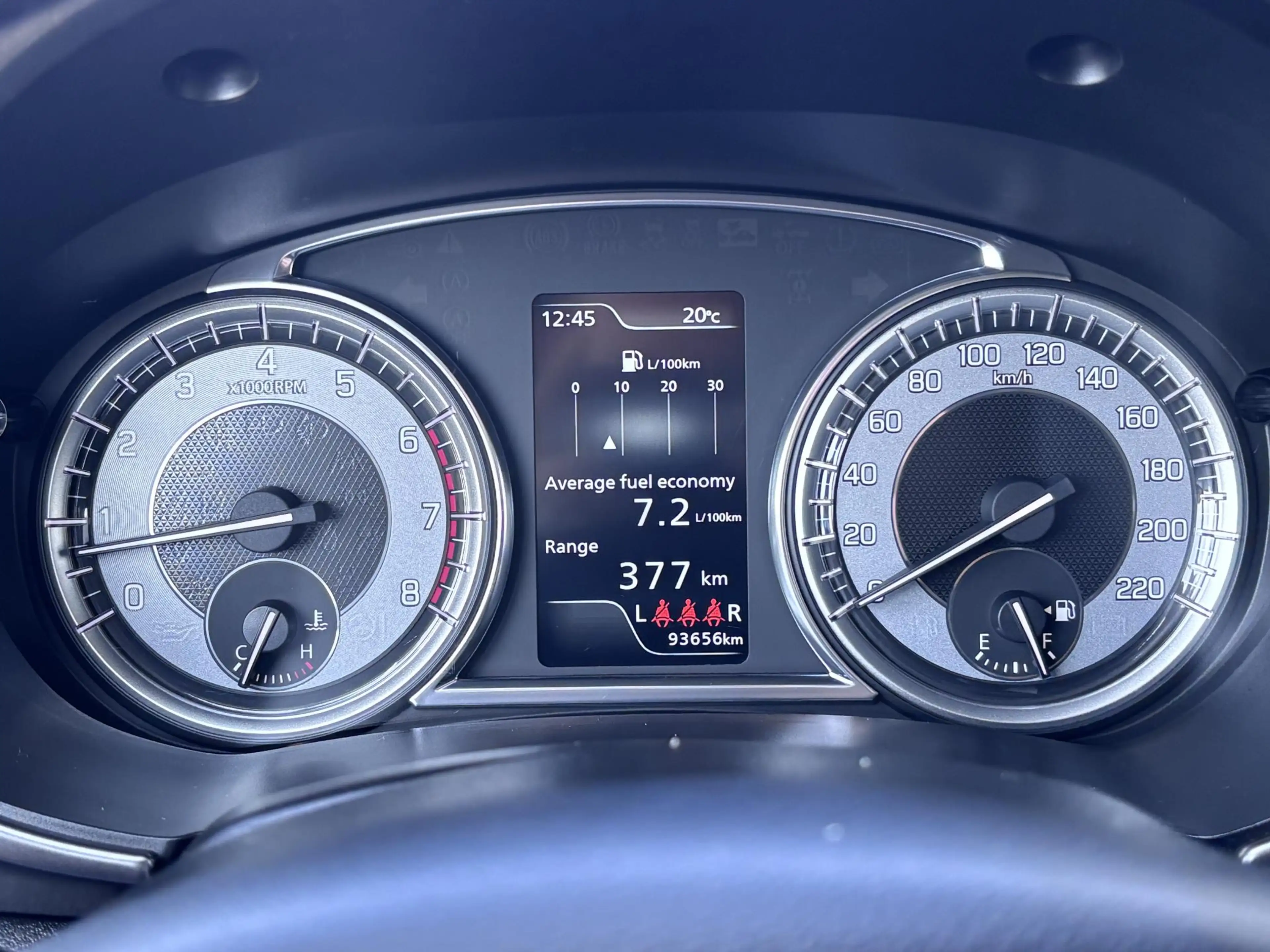 Suzuki Vitara 1.4 Boosterjet Select Smart Hybrid Clima/Cruise/Ca — photo 12