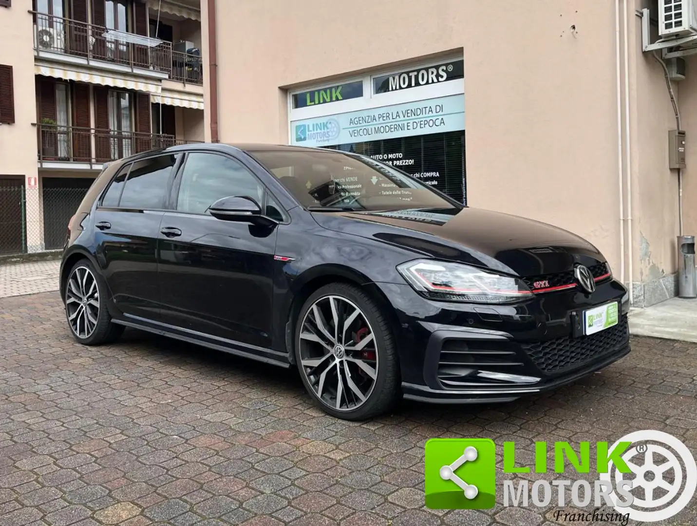 Volkswagen Golf GTI 2.0 TSI Performance 245 CV DSG Nero - 1